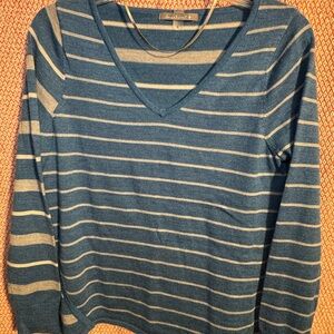Women’s Smartwool Blue and Gray Striped V-Neck Sweater Size S